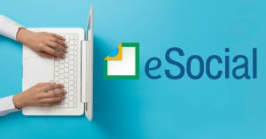 O eSocial é um sistema do governo brasileiro que visa reunir todas as informações trabalhistas, previdenciárias e fiscais dos empregadores em um único ambiente virtual.